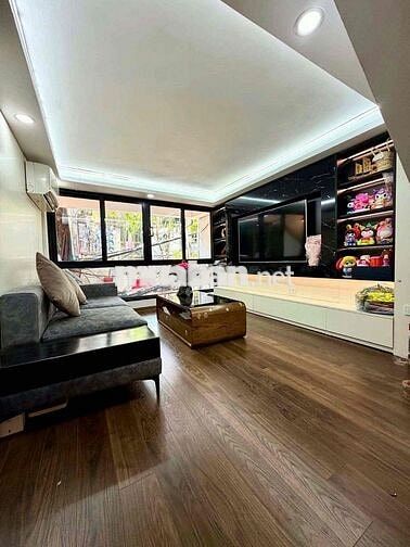 Sát phố Minh Khai 33m2 x5T giá 6.6 tỷ sổ đẹp 2 thoáng nông thông dân x