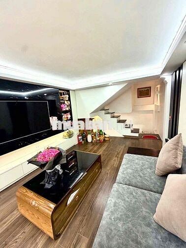 Sát phố Minh Khai 33m2 x5T giá 6.6 tỷ sổ đẹp 2 thoáng nông thông dân x