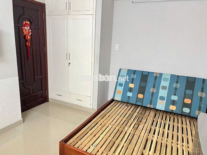 Phòng 1 người Q10 full nội thất giờ giấc tự do máy giặt riêng 