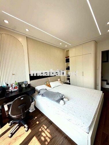 Sát phố Minh Khai 33m2 x5T giá 6.6 tỷ sổ đẹp 2 thoáng nông thông dân x
