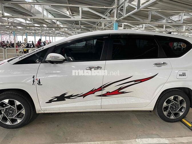 Hyundai Stargazer 2022 1.5 T Sports
