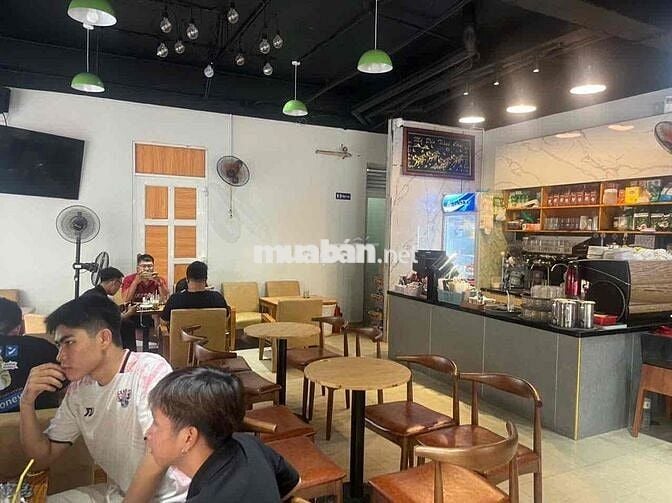 Tuyển Nhân Viên Coffe 60 Lữ Gia