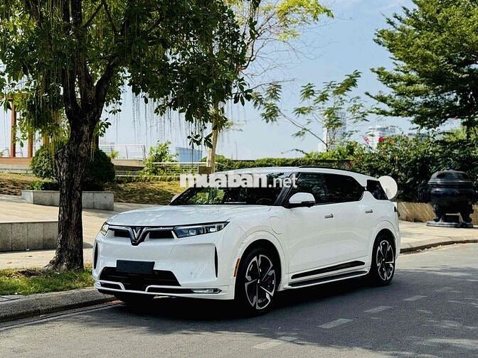 VINFAST VF9 PLUS - SẴN XE 6 GHẾ, 7 GHẾ - GIAO NGAY