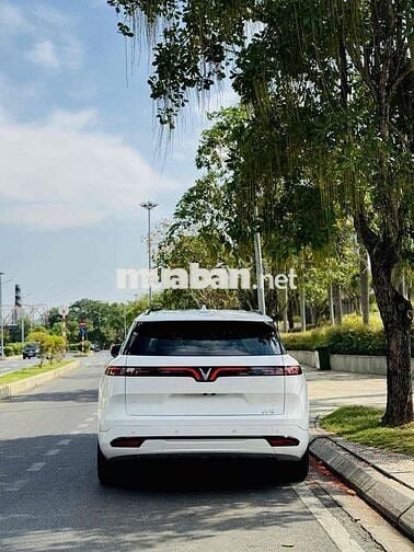VINFAST VF9 PLUS - SẴN XE 6 GHẾ, 7 GHẾ - GIAO NGAY
