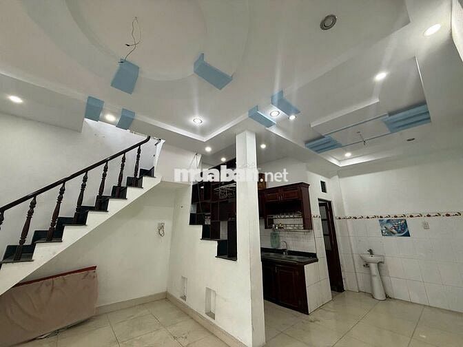 NGON NHẤT LINH XUÂN -  50M - 2 TẦNG - CÁCH MT 80M - SỔ VUÔNG -NHỈNH 3T