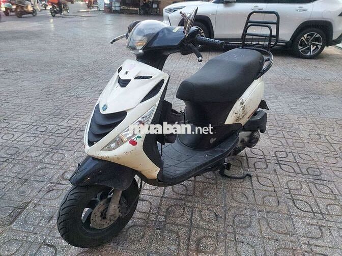 Piaggio Zip Trắng đen