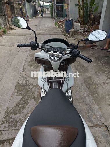 Honda PCX màu Trắng