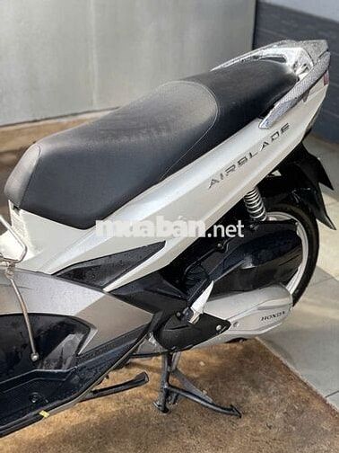 Honda Air Blade 2017 Trắng đen