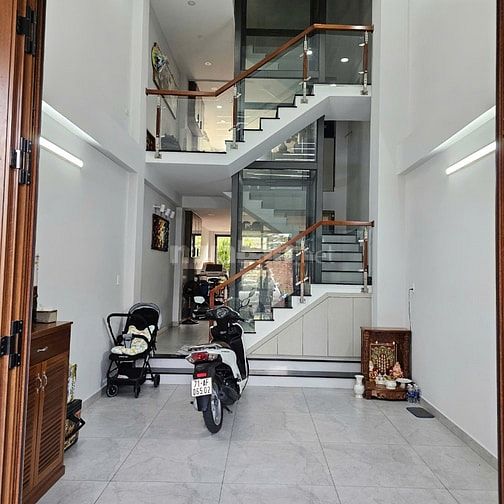 Bán nhà Tô Ngọc Vân, Thạnh Xuân, Quận 12, diện tích 74m2, giá 7,3 tỷ