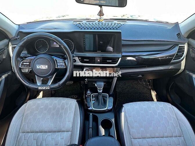 Kia Seltos 2021 Luxury 30000km Đen