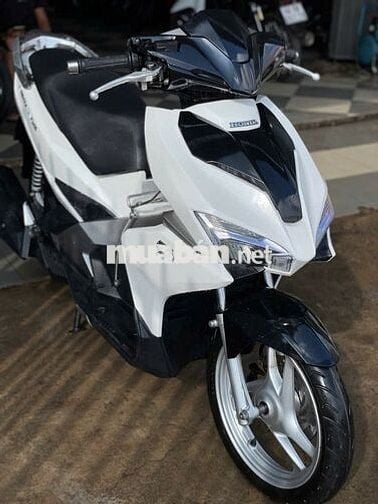 Honda Air Blade 2017 Trắng đen