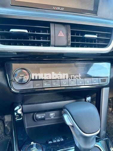 Kia Seltos 2021 Luxury 30000km Đen