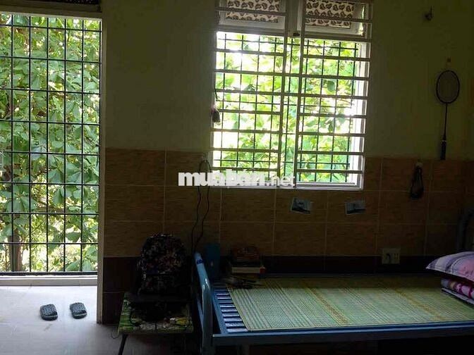 CẦN TÌM NỮ NHÂN VIÊN VĂN PHÒNG Ở GHÉP QUẬN 10 - CÓ CỬA SỔ - VIEW BAN C