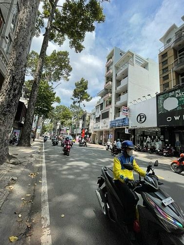 SIÊU PHẨM MẶT TIỀN NGUYỄN TRÃI Q5 – NGANG KHỦNG 7.5M, 5 TẦNG, 89 TỶ TL