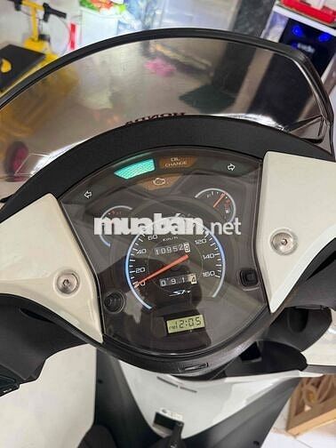 Bán Honda SH150i ý Trắng đen  50AF 48888 siêu vip