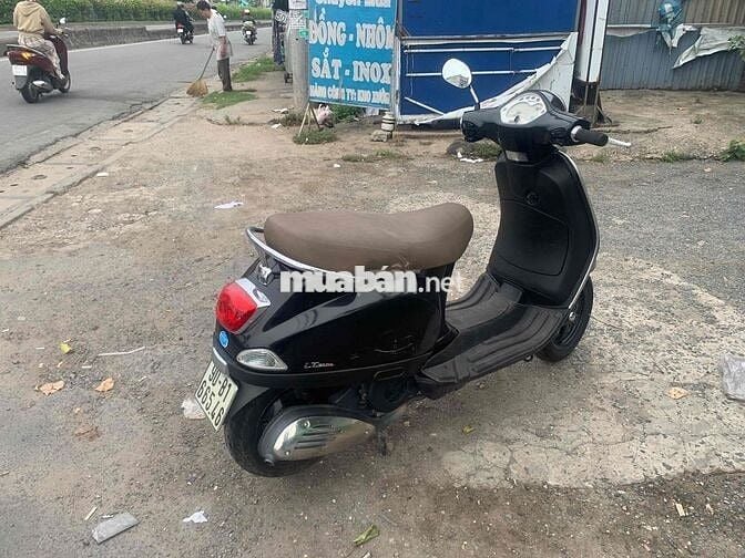 Piaggio Vespa LX 3V 2014 Đen
