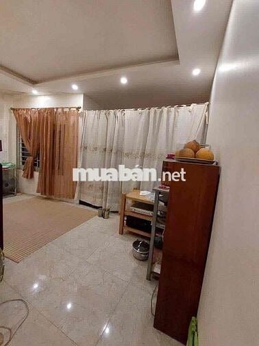 Gần ô tô phố Trân khát chân 35m2 x5T giá 6.5 tỷ sổ vuông dân xây thoán