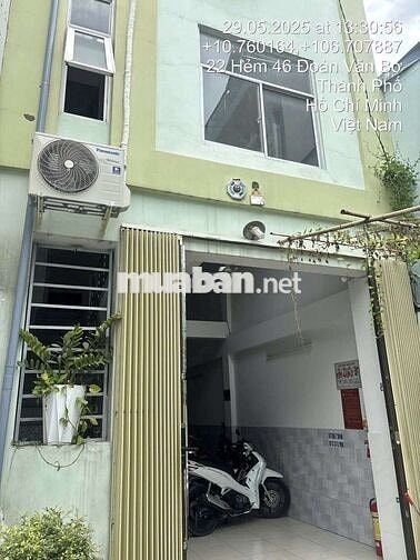Nhà ở có 17 phòng đang cho thuê.