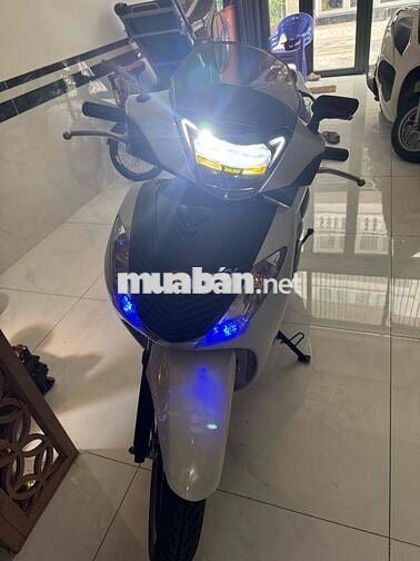 Bán Honda SH150i ý Trắng đen  50AF 48888 siêu vip