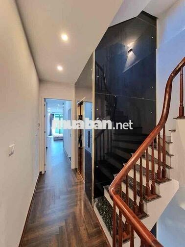 Bán nhà Nguyễn Ngọc Nại - Thanh Xuân. THANG MÁY - Ô TÔ đỗ cửa