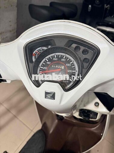 Cầm đồ thanh lý Vision 2015 bstp bao tranh chấp