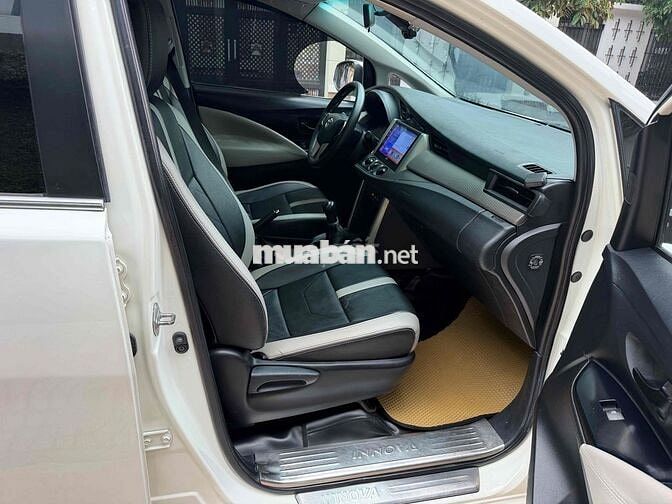 Toyota Innova 2017 Trắng