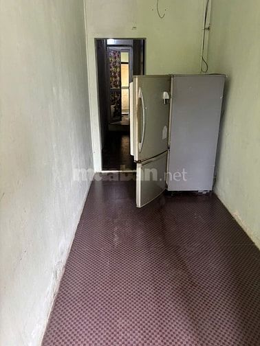 Chính chủ cho thuê căn hộ 3 phòng ngủ, nhà A, tập thể Ngọc Khánh