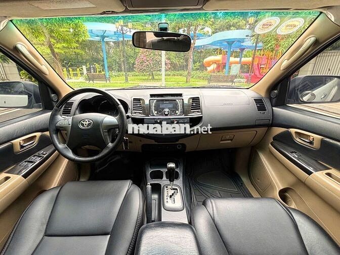 Fortuner TRD Sportivo 2.7V 4x2 - 2014 - 9 vạn km