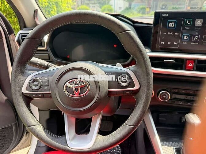 Toyota Raize Trắng 5 chỗ