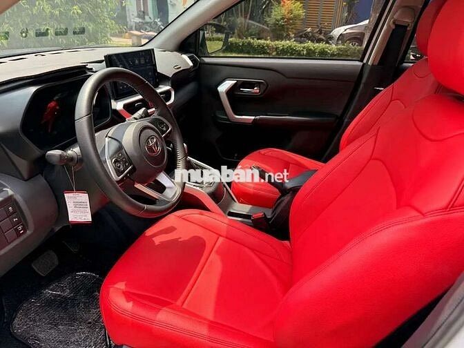 Toyota Raize Trắng 5 chỗ