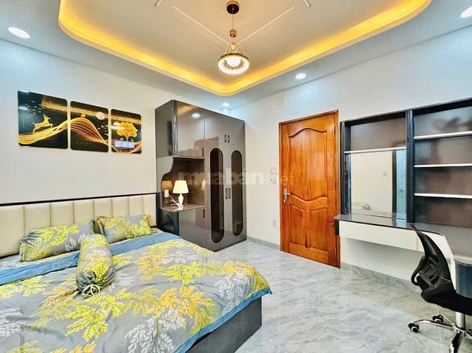 Nhà thang máy quang trung ngay kenh tham luong 3.8x15 - 5 tầng 8.8 tỷ