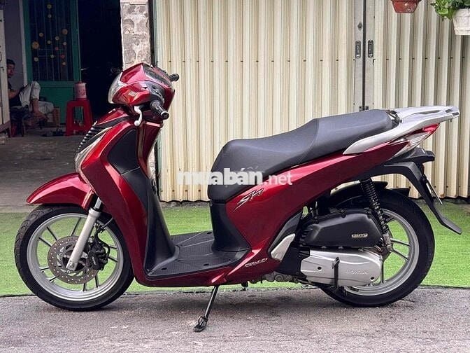 Sh150/2015 mẫu 2016 chính chủ biển sài gòn