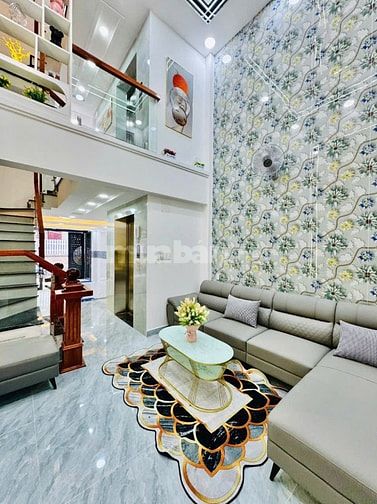 Nhà thang máy quang trung ngay kenh tham luong 3.8x15 - 5 tầng 8.8 tỷ