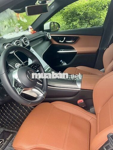 Mercedes-Benz GLC 200 4Matic 2025 Trắng
