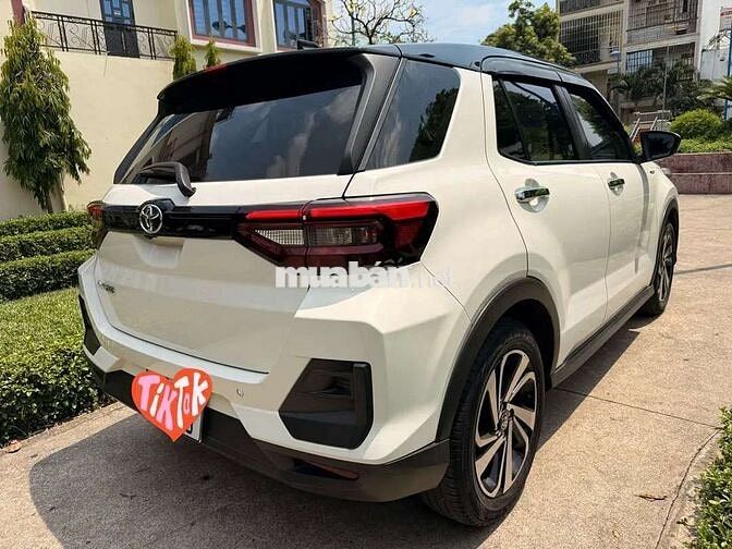 Toyota Raize Trắng 5 chỗ