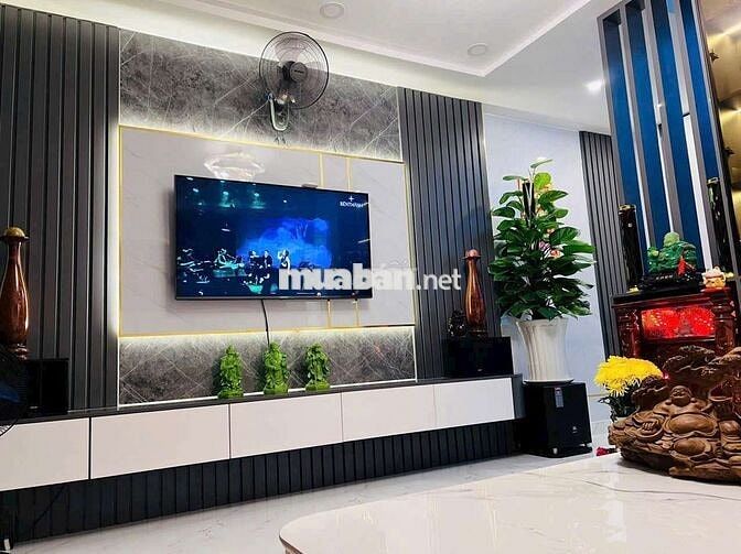CHO THUÊ NHÀ MẲT TIỀN HẺM DS51 PHƯỜNG 14 GÒ VẤP