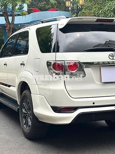 Fortuner TRD Sportivo 2.7V 4x2 - 2014 - 9 vạn km