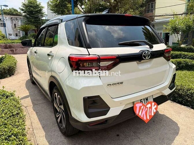 Toyota Raize Trắng 5 chỗ