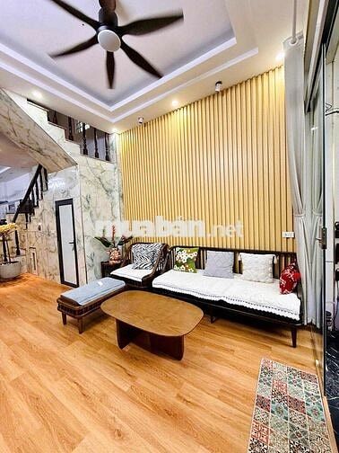 BÁN NHÀ CHÍNH CHỦ PHỐ KIM GIANG 5 tầng 46m2 9,86 tỷ
