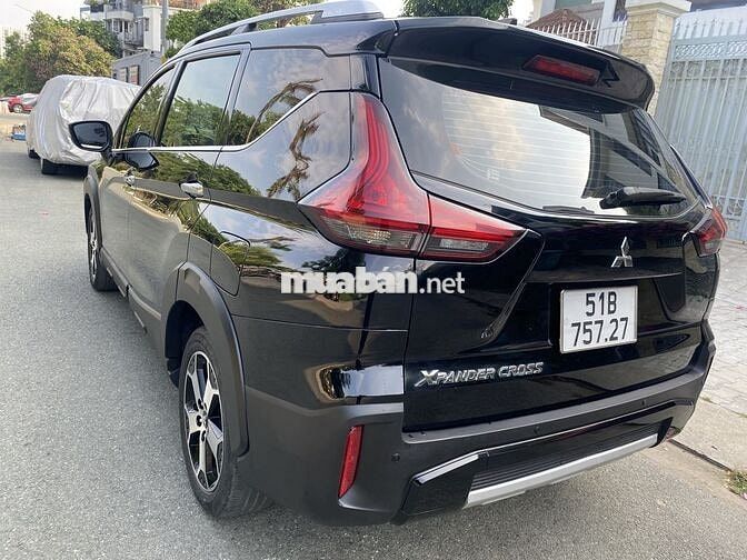 Mitsubishi Xpander Cross Đen Tự động
