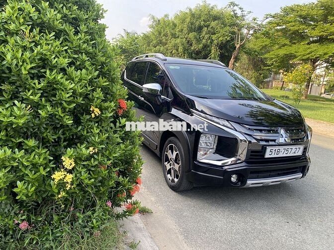 Mitsubishi Xpander Cross Đen Tự động