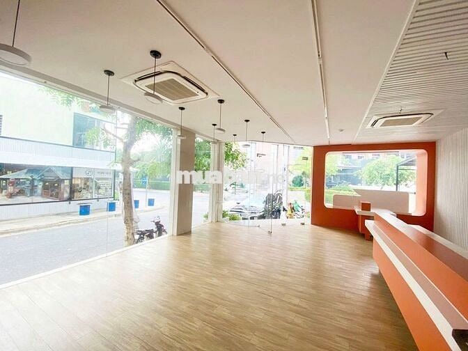 CHO THUÊ CĂN GÓC PHAN XÍCH LONG DIỆN TÍCH 12M x 34M, PHÚ NHUẬN