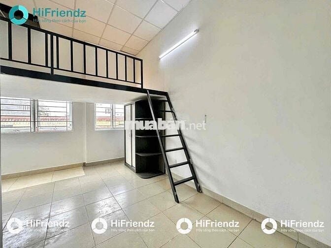 PHÒNG RỘNG RÃI THOÁNG MÁT CỬA SỔ TRỜI GẦN ĐẦM SEN VÀ ĐẠI HỌC VĂN HIẾN