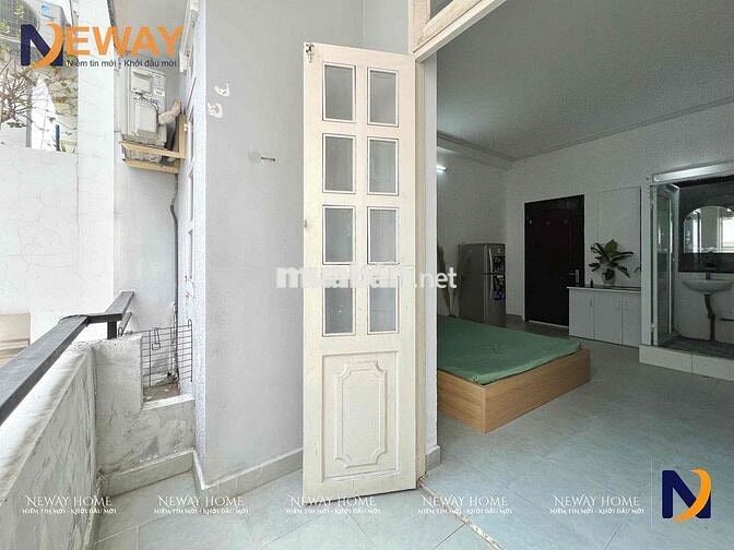 PHÒNG STUDIO FULL NỘI THẤT BAN CÔNG  RỘNG RÃI THOÁNG MÁT GAANF AEONMAL