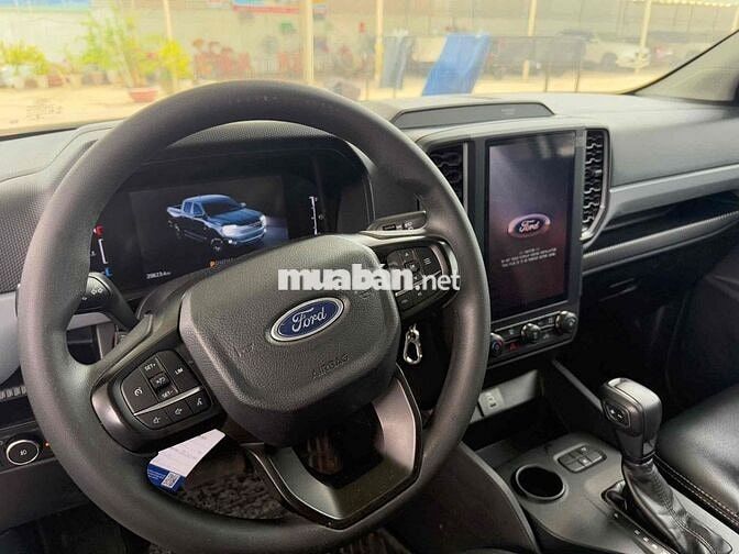 Ford Ranger XLS 2023 Trắng