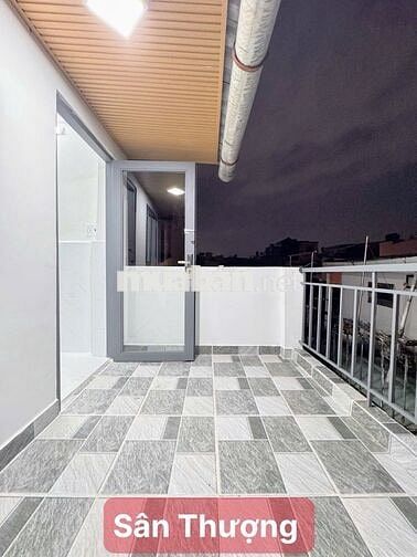 💎Nhà đẹp - nhỉnh 2 tỷ💎 - trệt 2 lầu có ban công - 2 PN 2WC