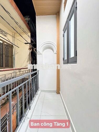 💎Nhà đẹp - nhỉnh 2 tỷ💎 - trệt 2 lầu có ban công - 2 PN 2WC