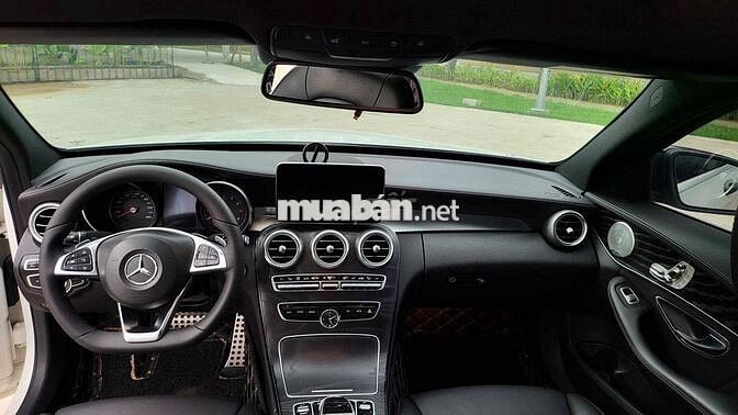 Mercedes-Benz C300 2018 Trắng
