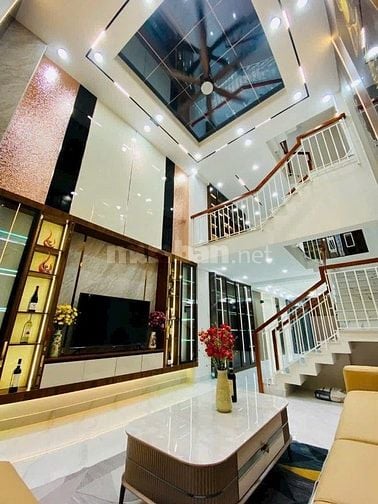 Bán nhà tặng nội thất Nguyễn Trãi P14 Q5 giá 3tỷ120tr DT 62.5m2
