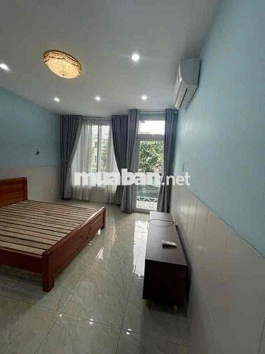 Q11 - Hẻm 247 minh phụng p9 Q11